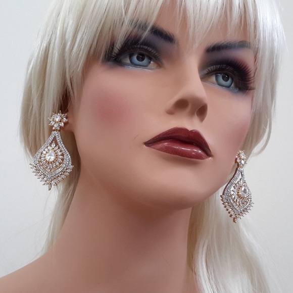 NWT Cubic Zirconia Drop Earrings - Picture 2 of 7